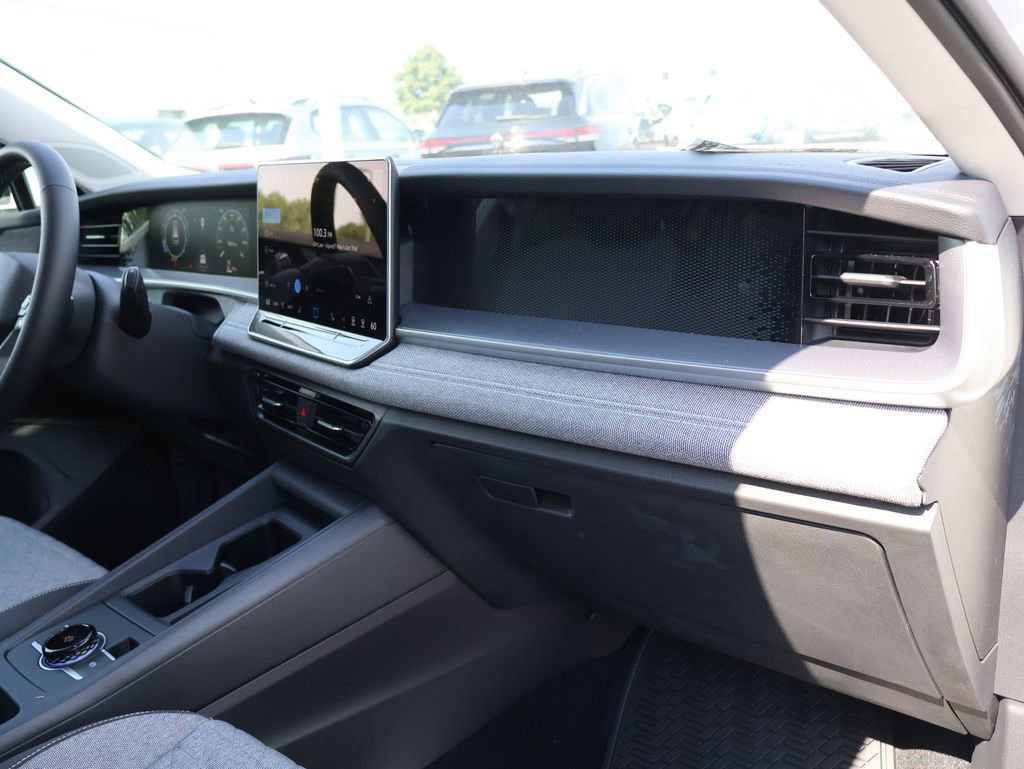 New 2025 Volkswagen Tiguan S image 11