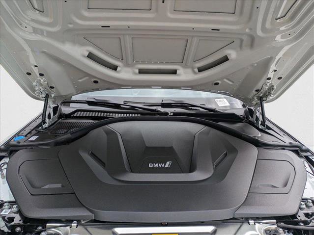 Used 2025 BMW i4 eDrive40 w/ Premium Package image 18