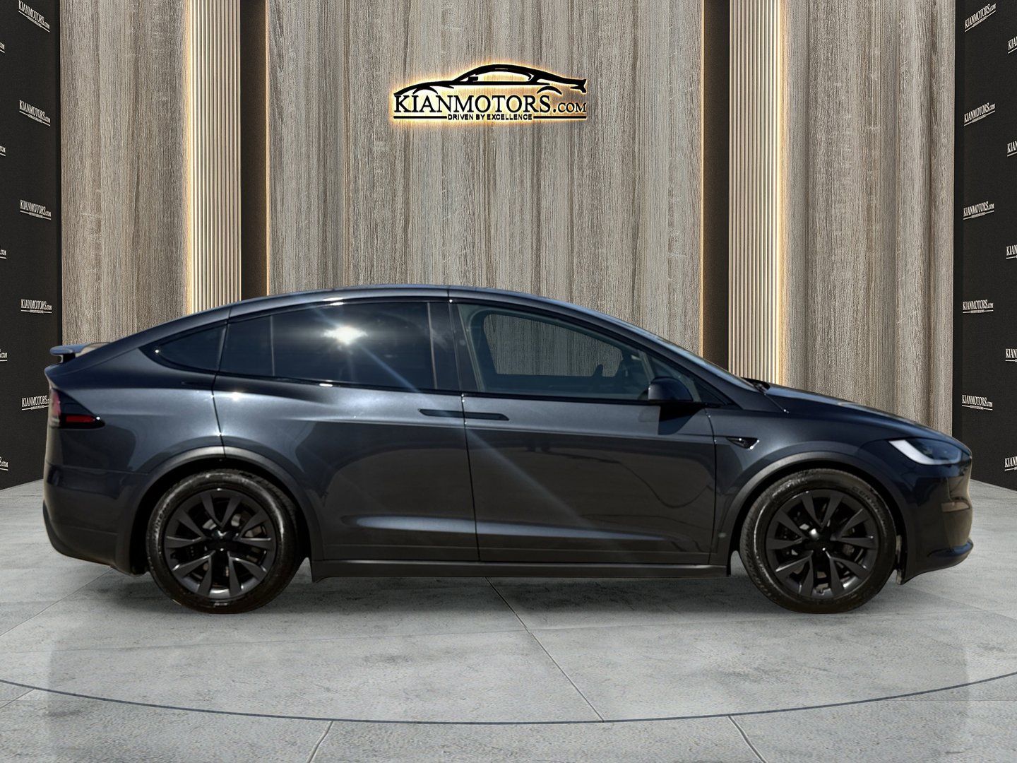 Used 2024 Tesla Model X Long Range image 8