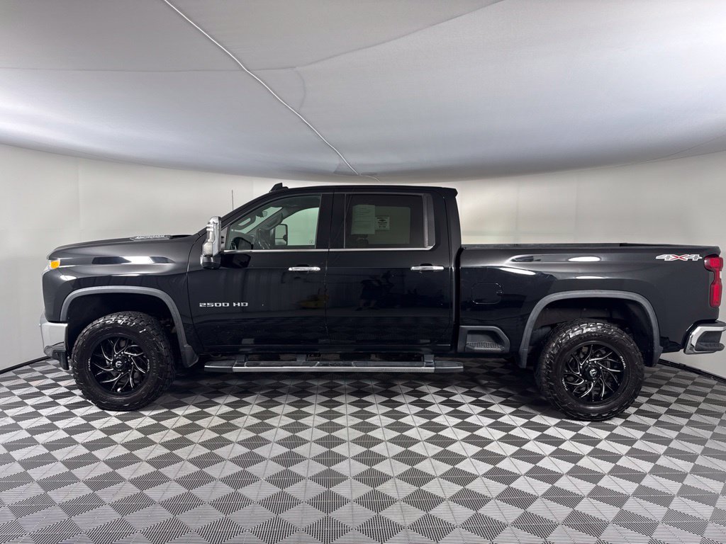 Used 2020 Chevrolet Silverado 2500 LTZ w/ LTZ Plus Package AWD/4WD image 2
