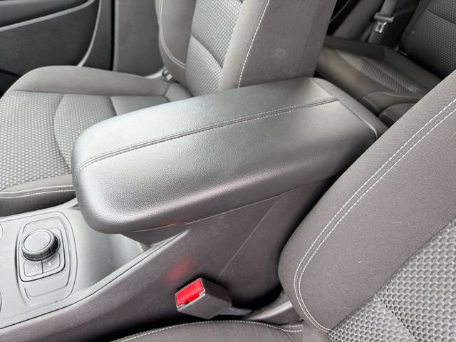 Used 2024 GMC Terrain SLE AWD/4WD image 23