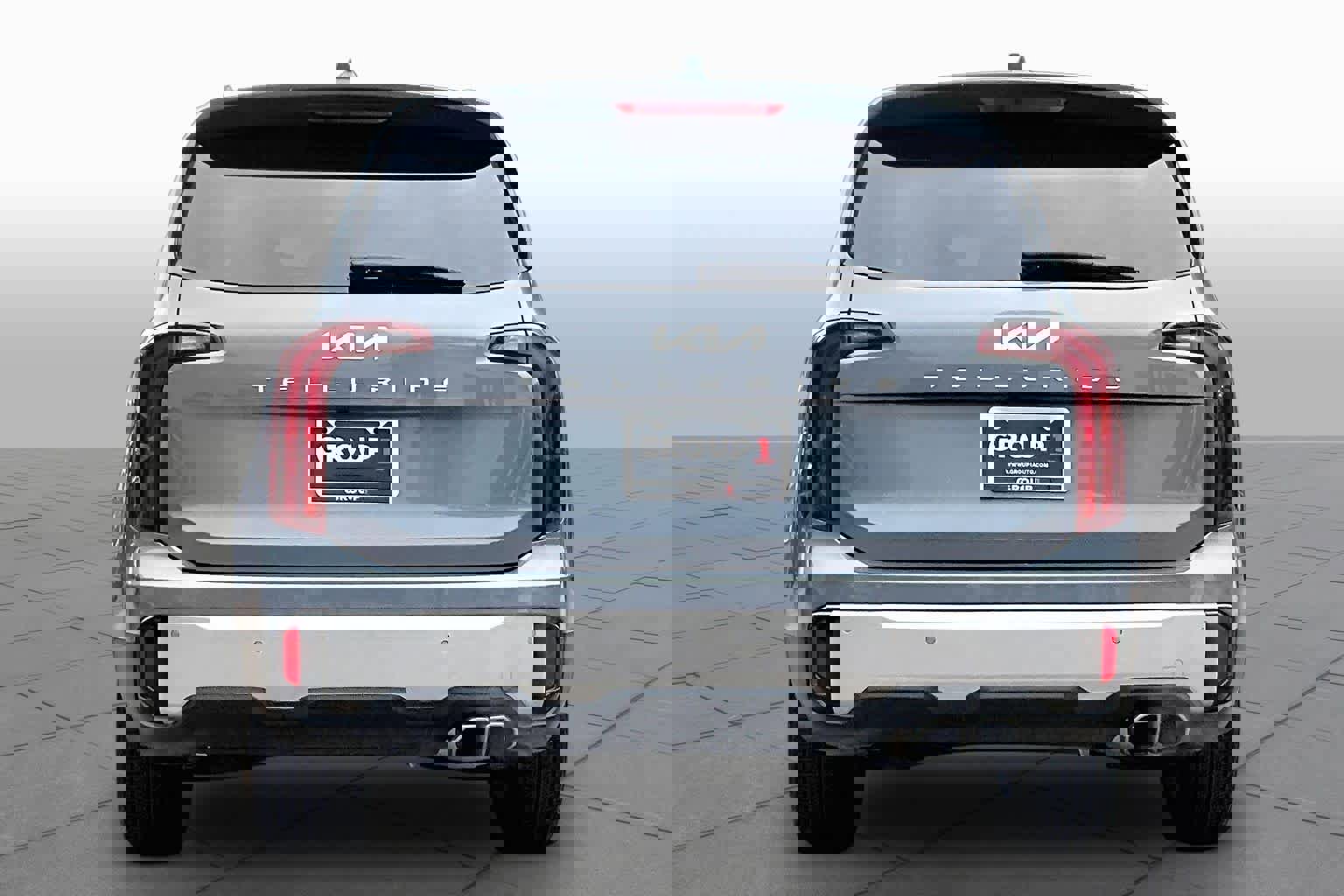 Used 2024 Kia Telluride S image 5