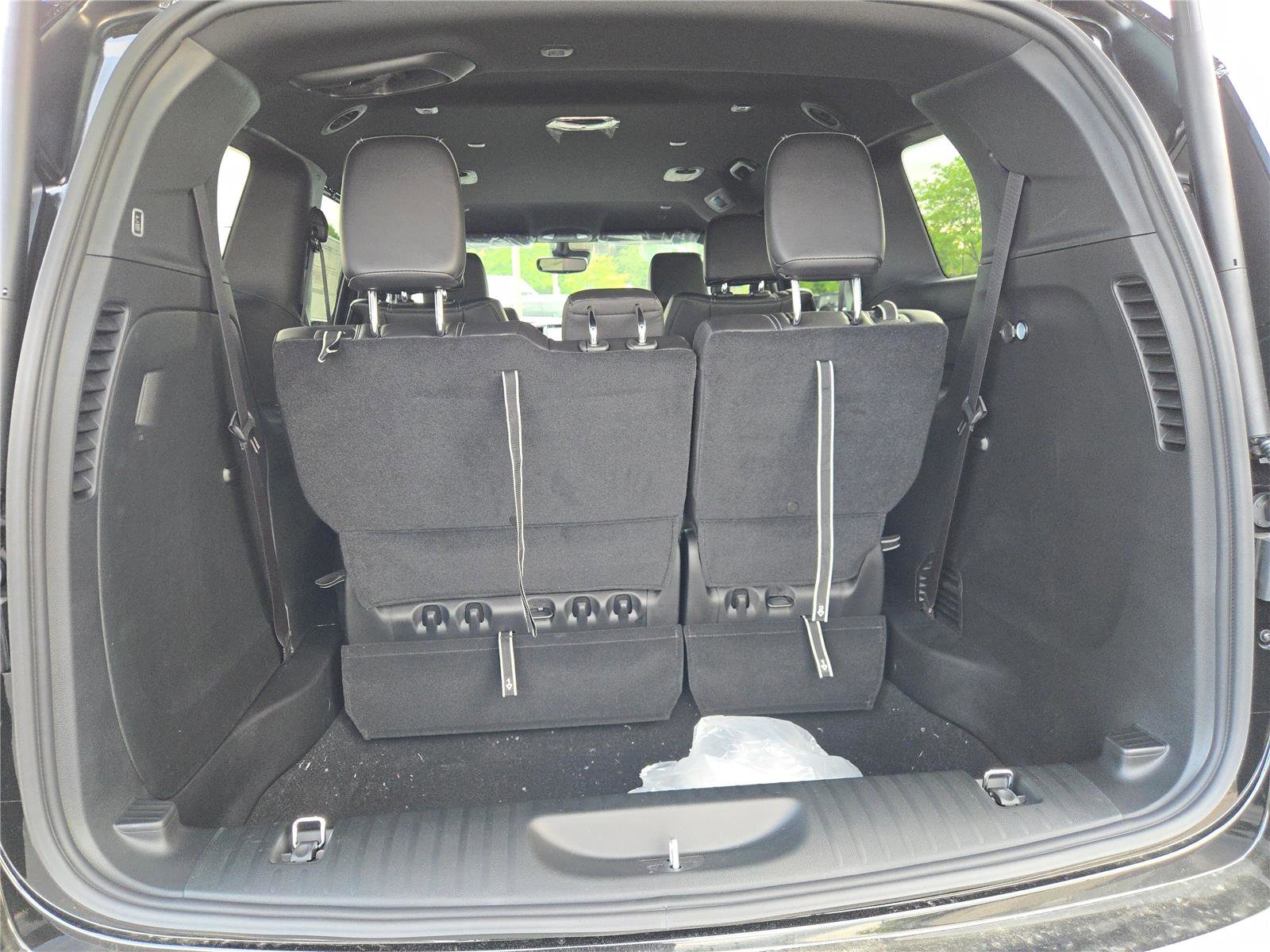 New 2027 Chrysler Pacifica Select AWD/4WD image 18