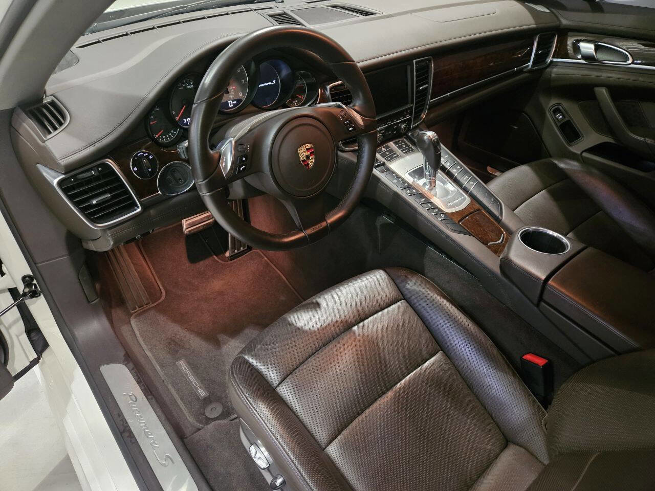 Used 2010 Porsche Panamera S image 52