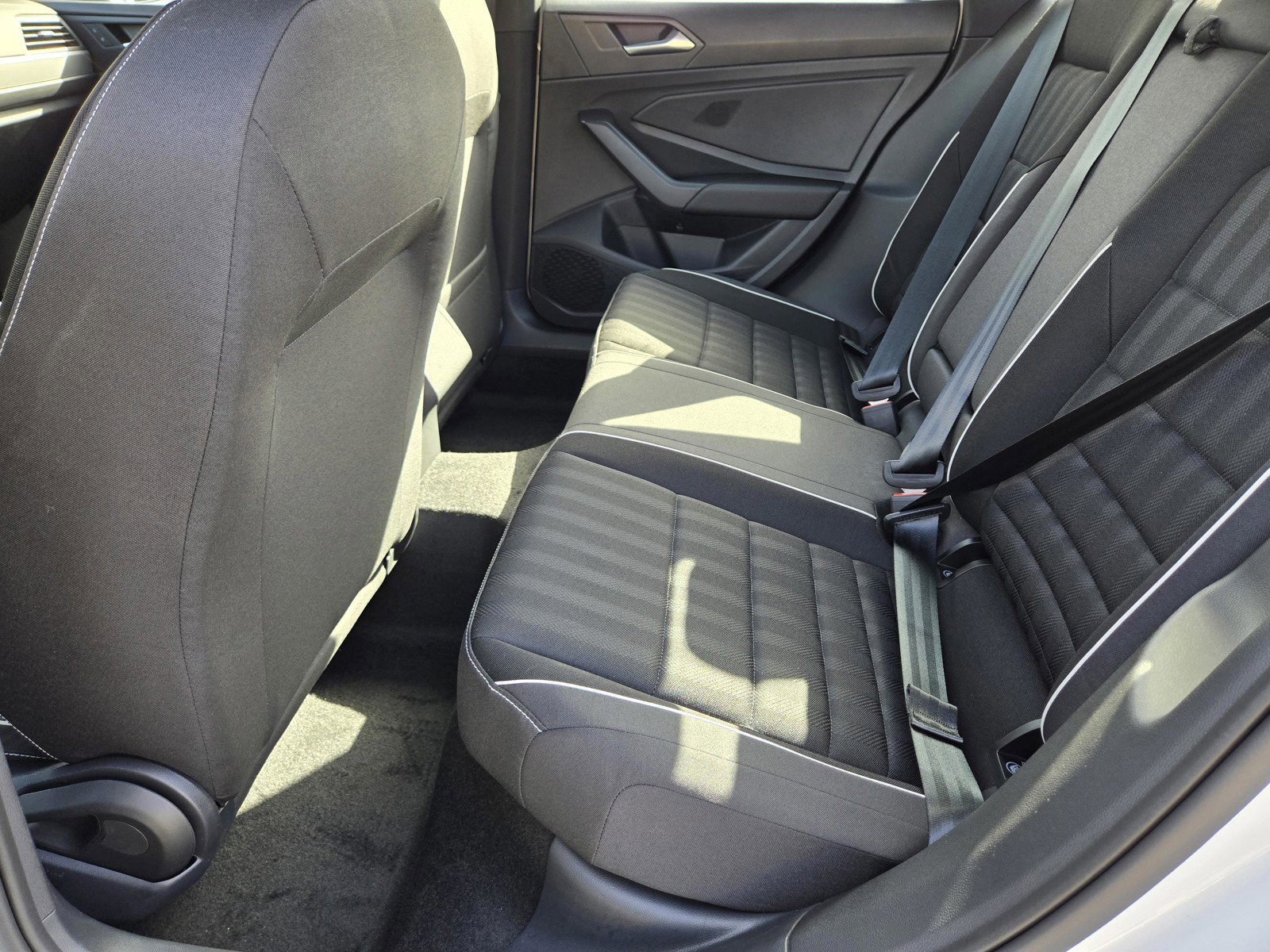 Used 2024 Volkswagen Jetta Sport image 10