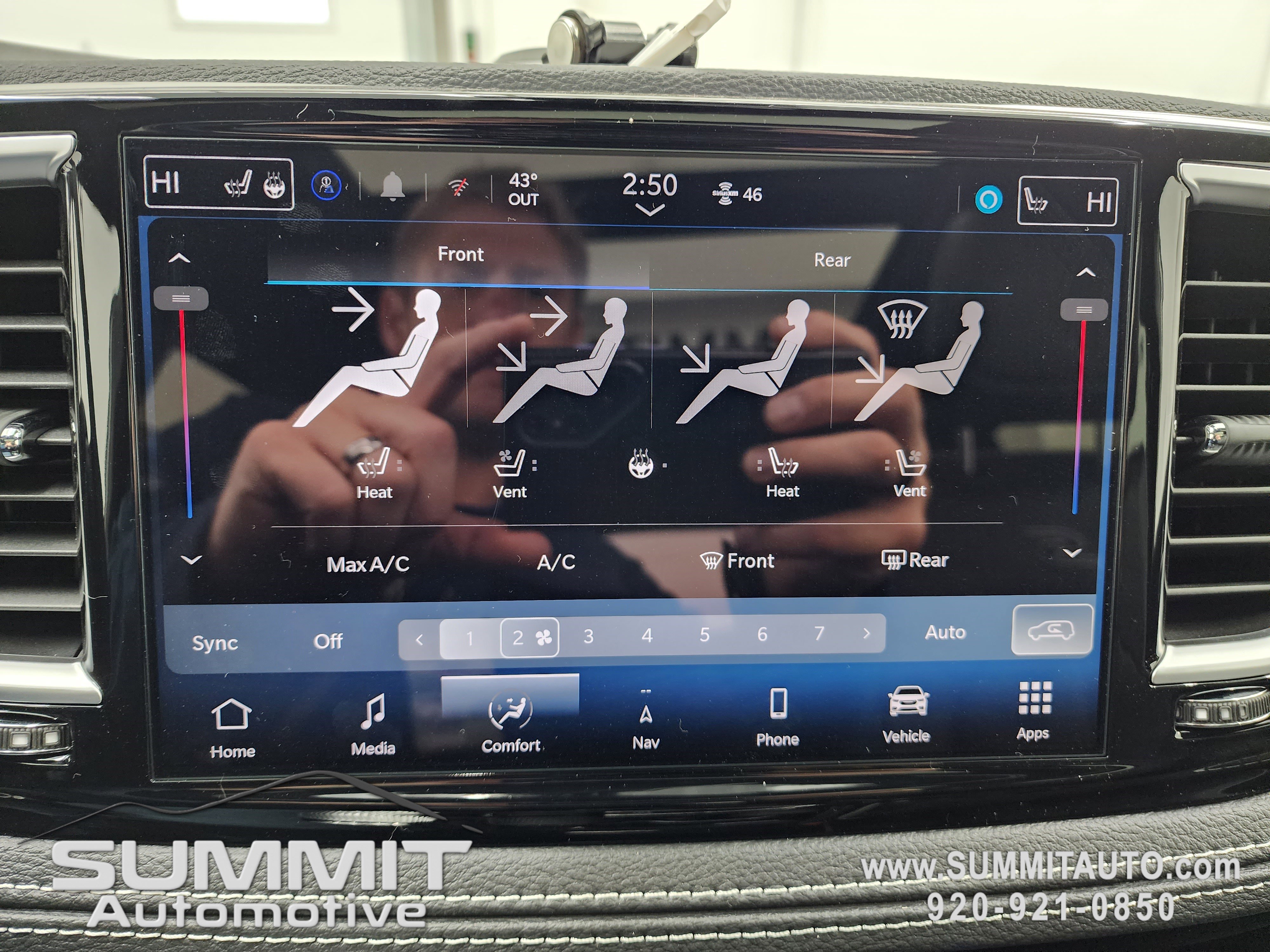 New 2026 Chrysler Pacifica Limited w/ S Appearance Package image 17