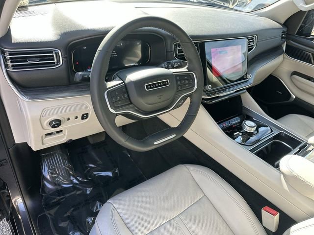 Used 2024 Jeep Wagoneer Series II image 9