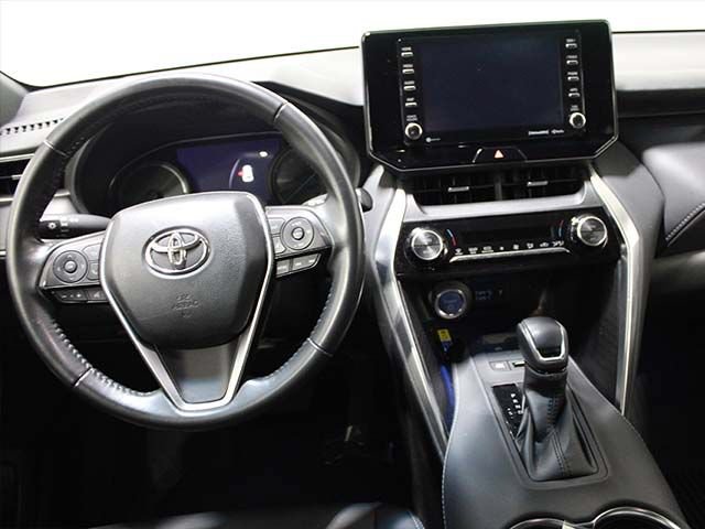 Certified 2022 Toyota Venza XLE AWD/4WD image 11