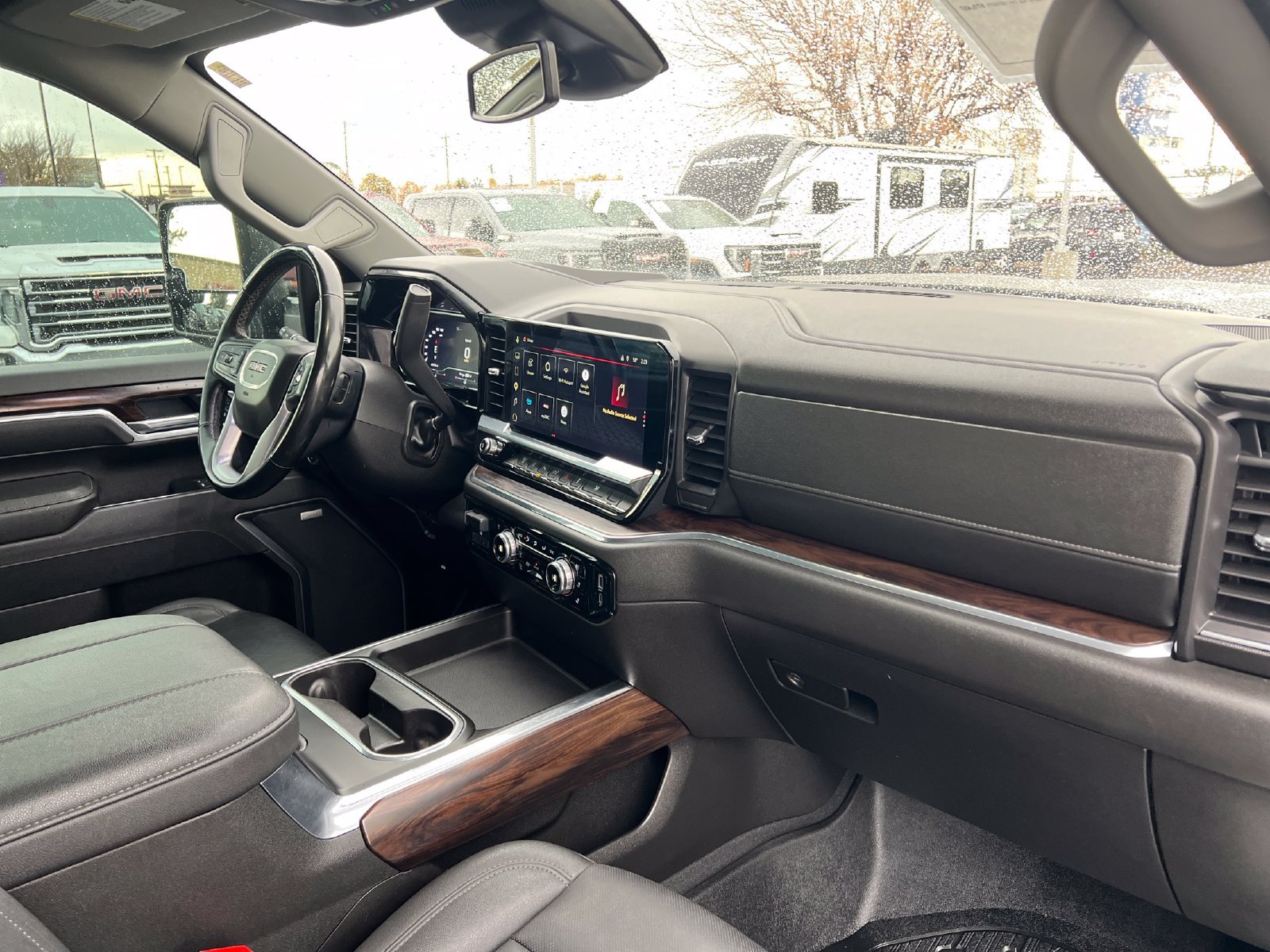 Used 2025 GMC Sierra 3500 SLT w/ SLT Premium Package AWD/4WD image 35