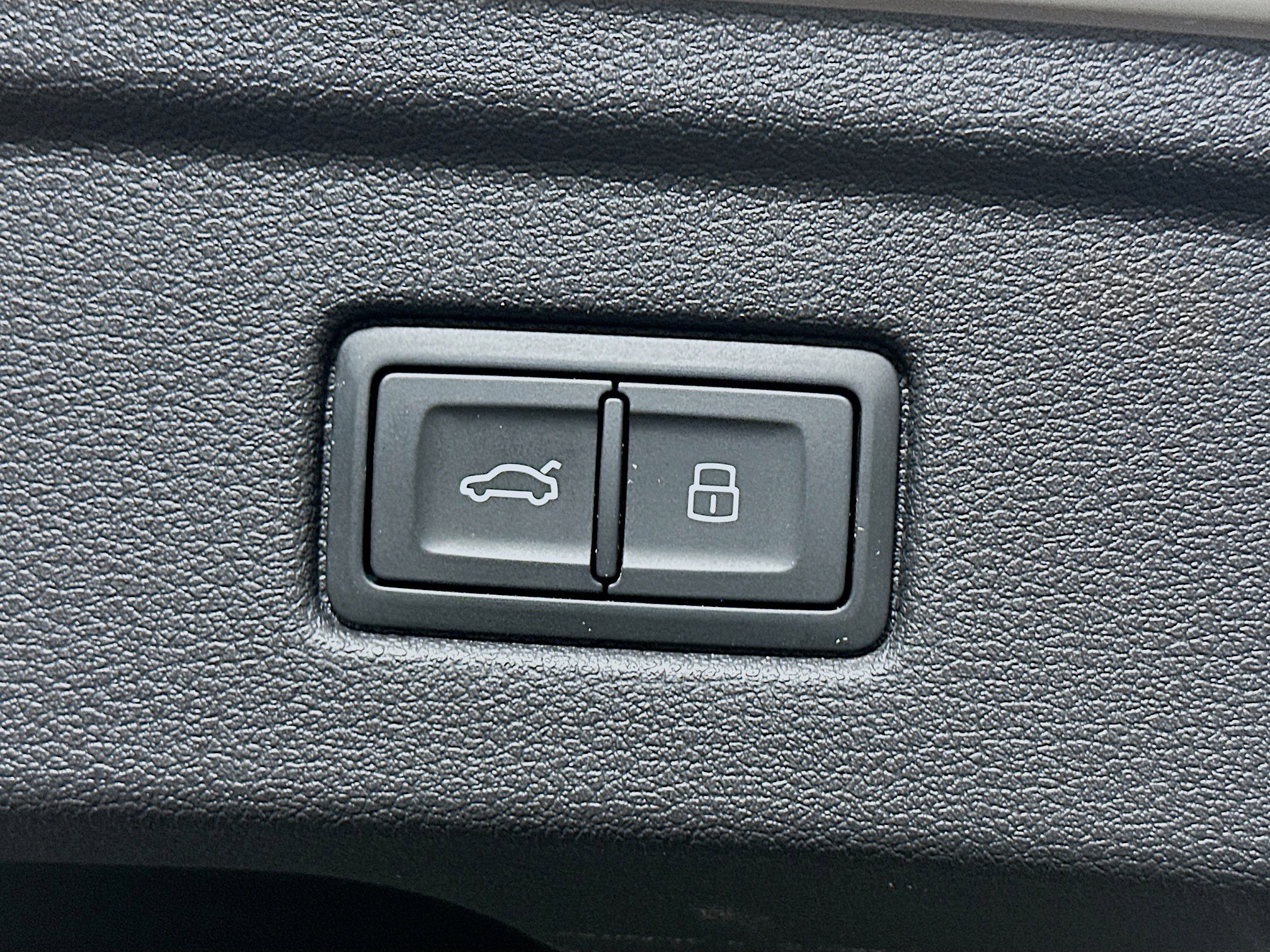 Used 2022 Audi A5 2.0T Premium w/ Convenience Package image 30