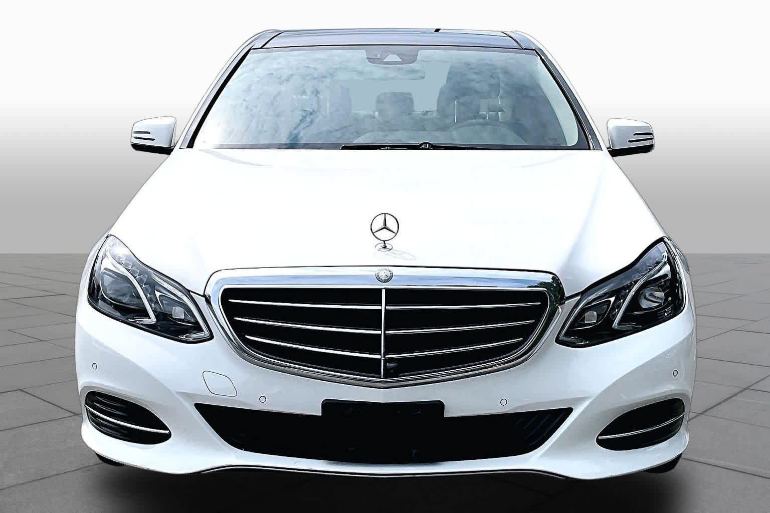 Used 2014 Mercedes-Benz E 350 4MATIC Sedan image 4
