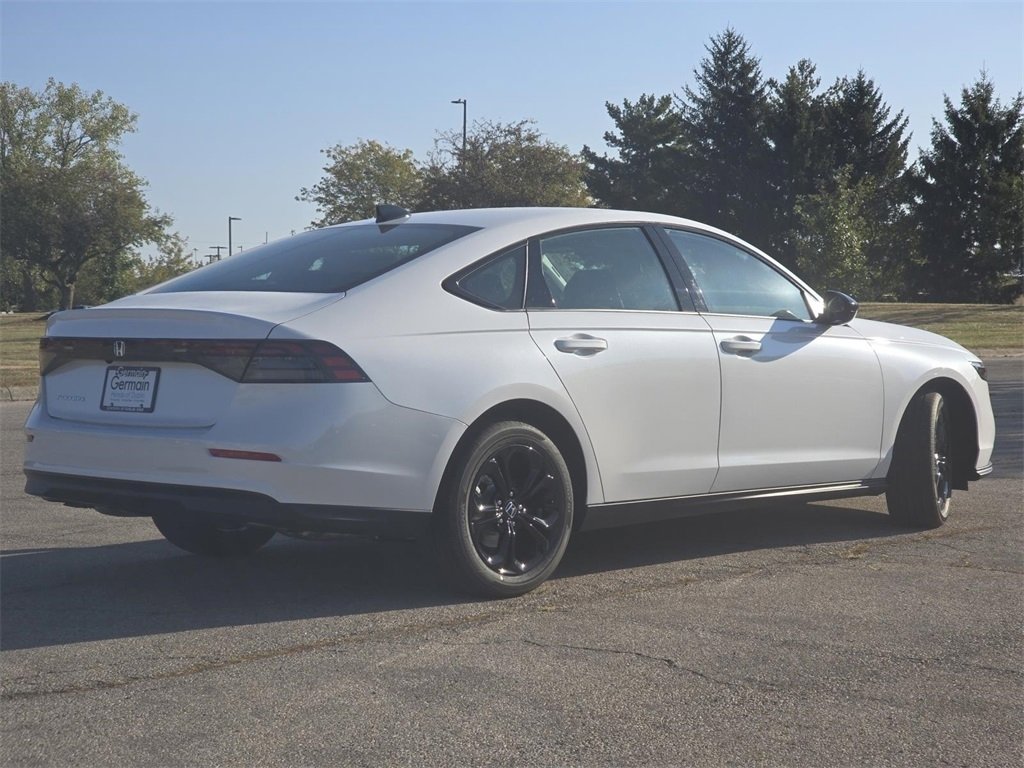 New 2025 Honda Accord SE image 17