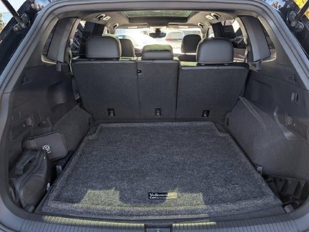 Used 2023 Volkswagen Tiguan SE R-Line AWD/4WD image 18