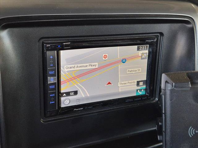 Used 2015 Chevrolet Silverado 2500 LT AWD/4WD image 13