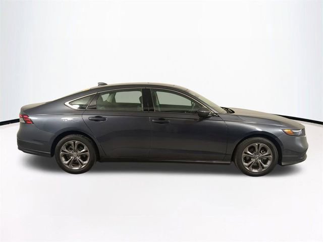 Used 2024 Honda Accord EX image 3