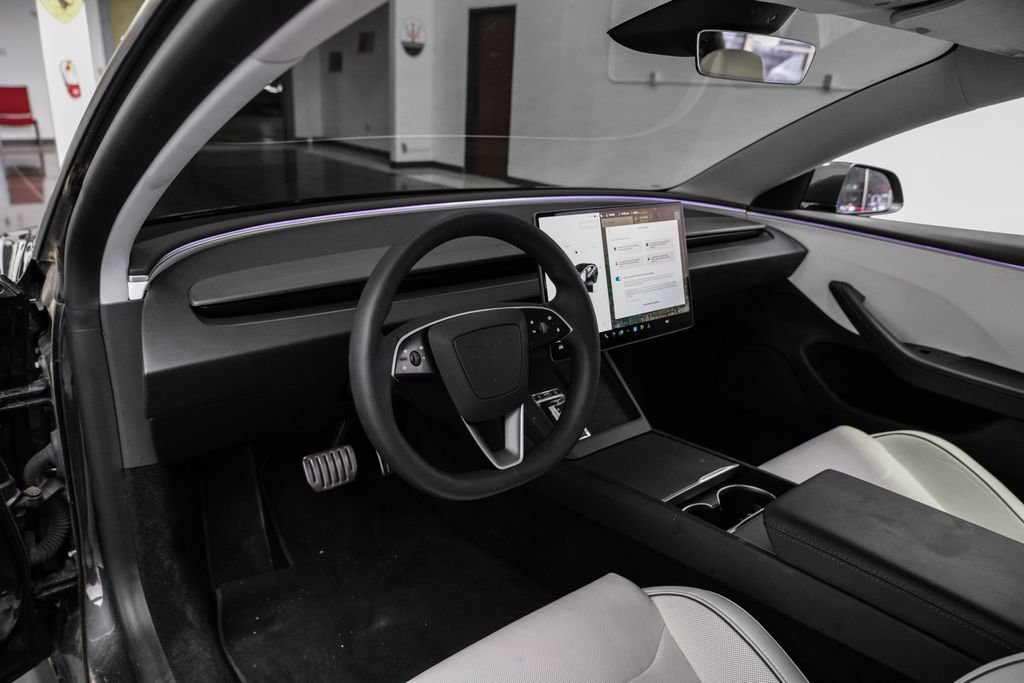 Used 2025 Tesla Model 3 Performance AWD/4WD image 3