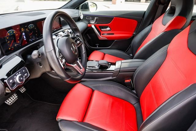 Used 2023 Mercedes-Benz CLA 250 4MATIC image 19