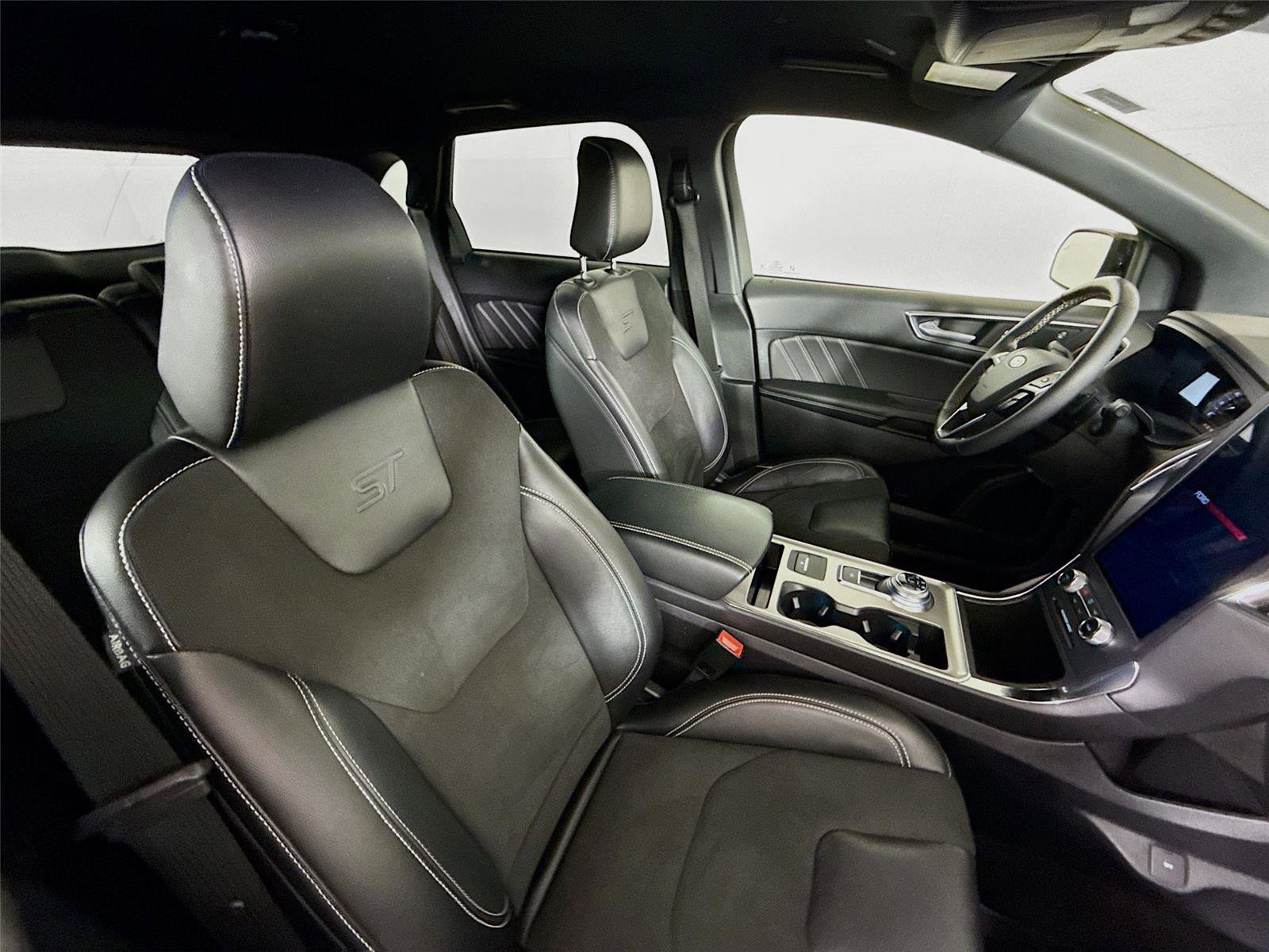 Used 2023 Ford Edge ST AWD/4WD image 28