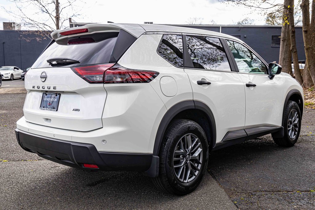 Certified 2024 Nissan Rogue S image 6