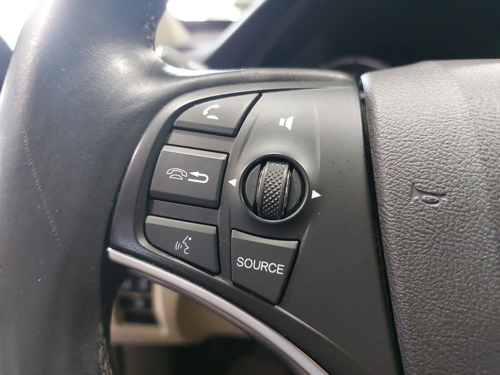 Used 2017 Acura MDX SH-AWD image 17