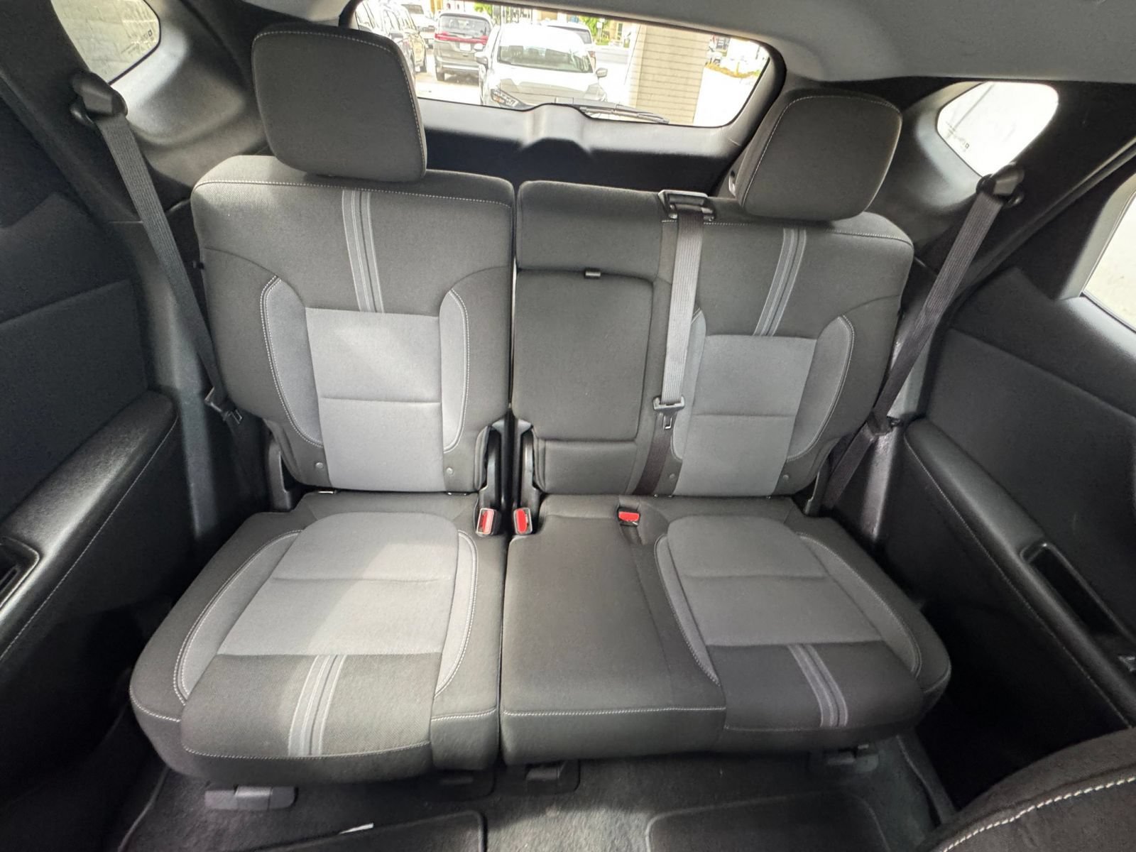Used 2025 Chevrolet Blazer LT FWD image 38