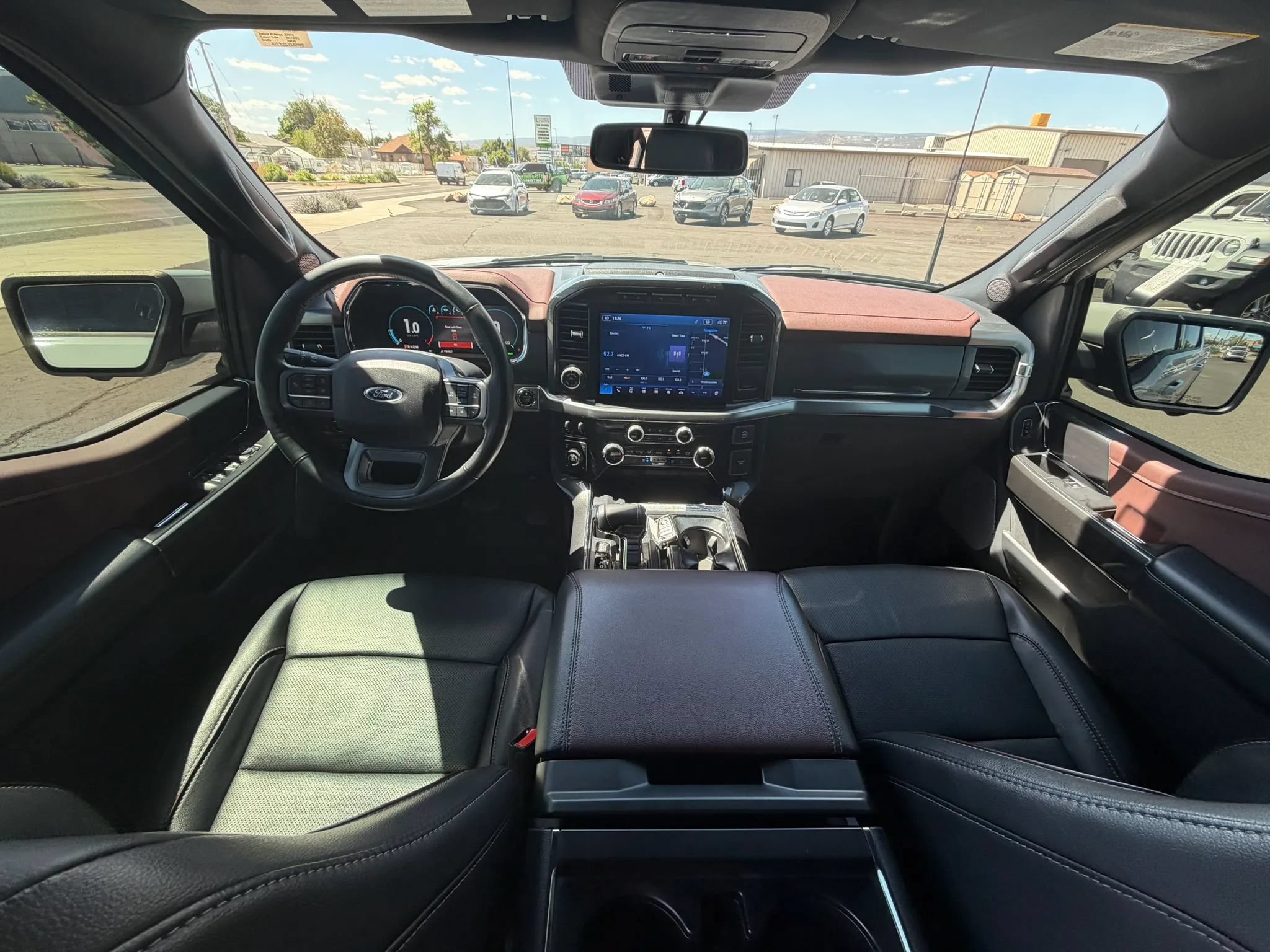 Used 2023 Ford F150 Lariat AWD/4WD image 13