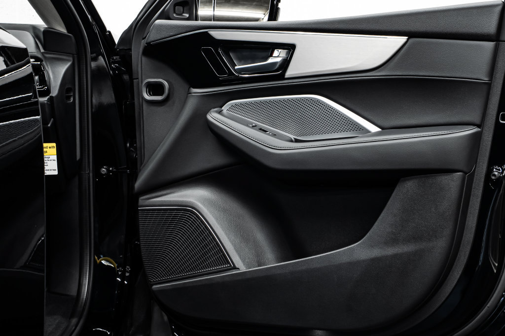 New 2026 Acura MDX SH-AWD image 10
