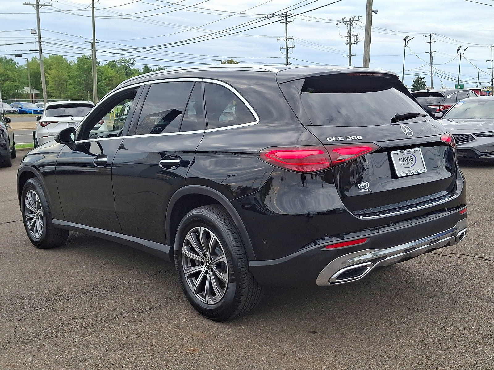 Used 2025 Mercedes-Benz GLC 300 image 6