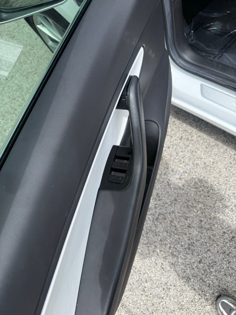 Used 2019 Tesla Model 3 Long Range image 9