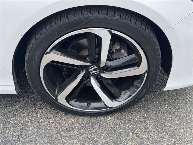 Used 2020 Honda Accord Sport image 9