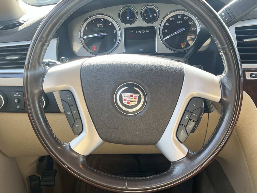 Used 2012 Cadillac Escalade 4WD Hybrid image 9