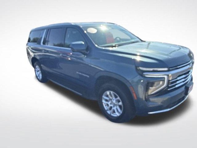 Used 2025 Chevrolet Suburban LT AWD/4WD 360° Tour