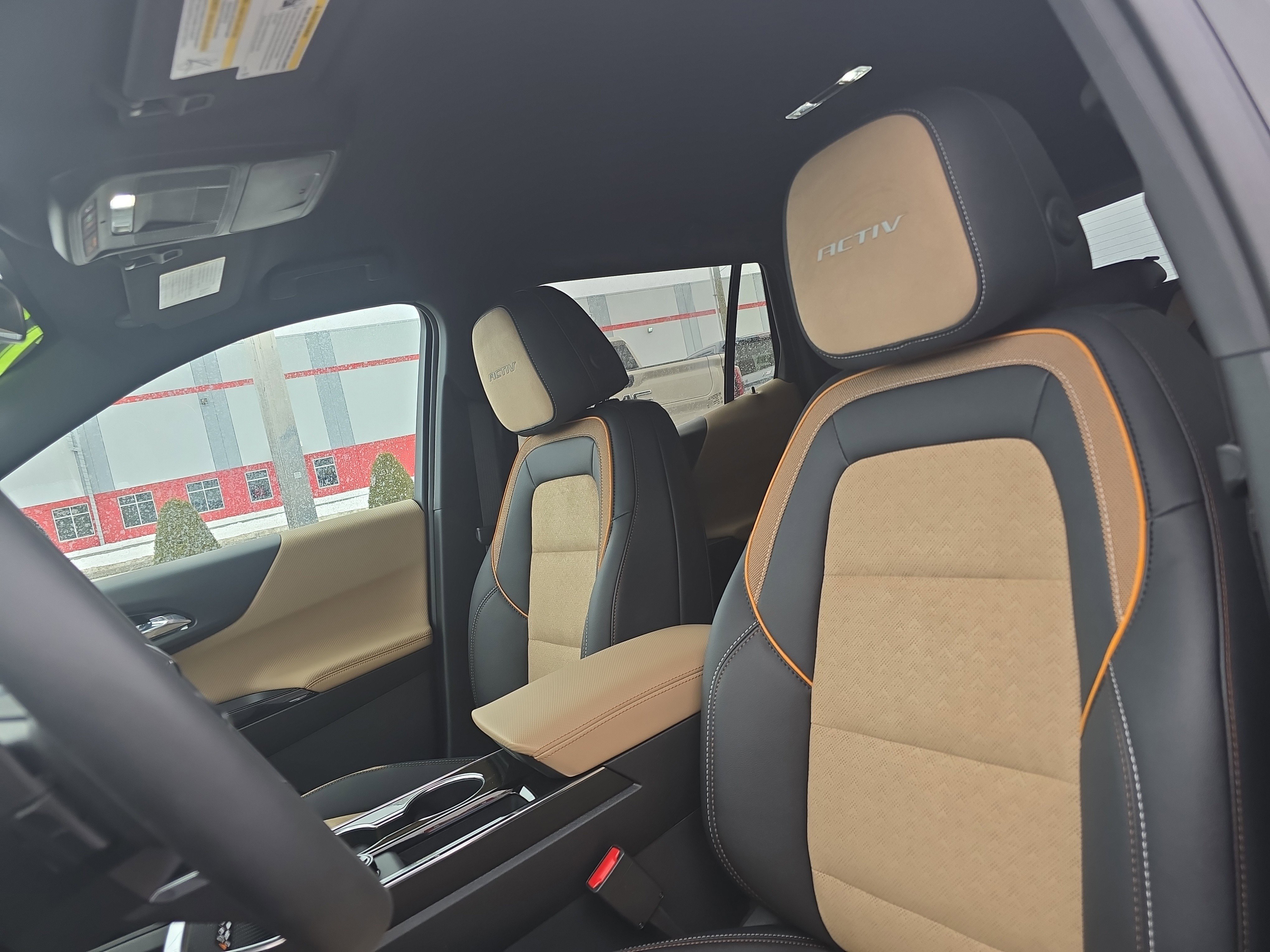 New 2026 Chevrolet Equinox ACTIV w/ LPO, Floor Liner Package image 11
