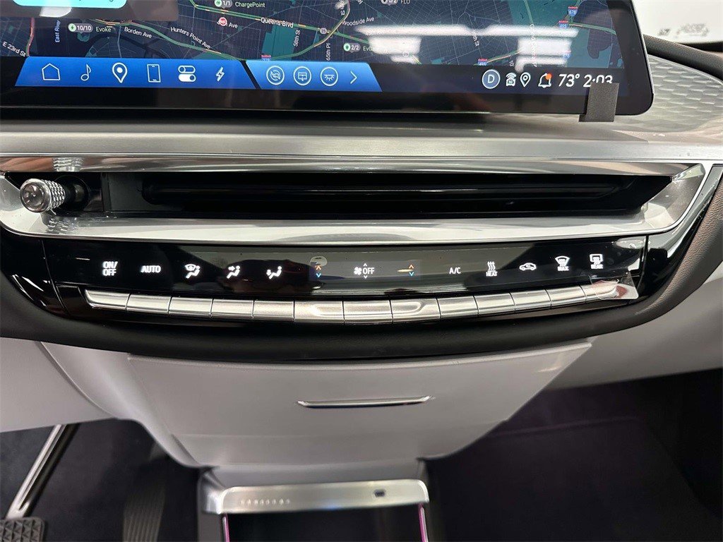 Certified 2024 Cadillac Lyriq Luxury image 23