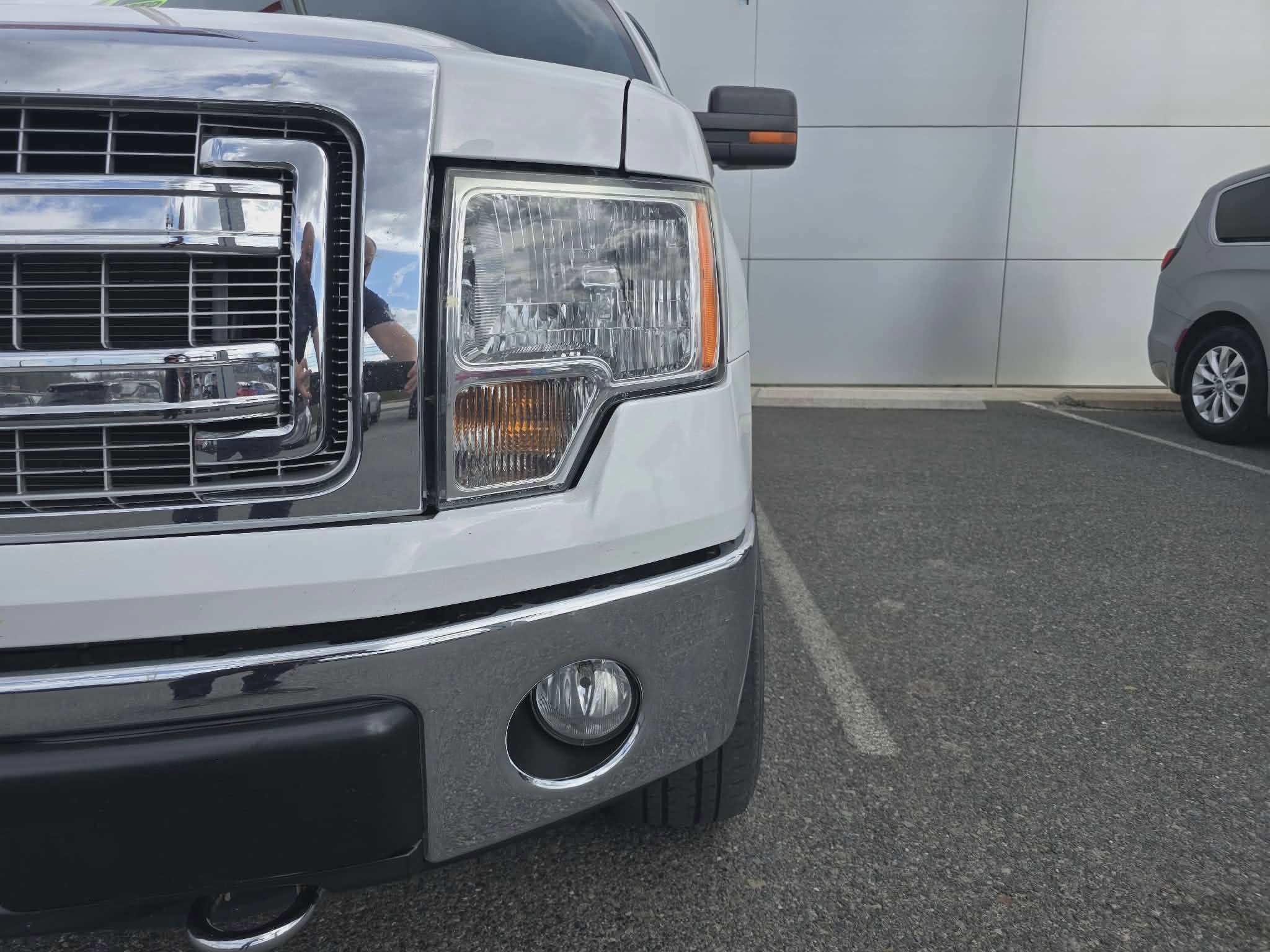 Used 2013 Ford F150 XLT w/ XLT Chrome Pkg image 10