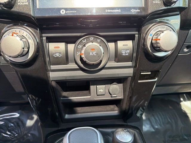 Used 2023 Toyota 4Runner TRD Off-Road Premium w/ Off Road Premium Plus Package AWD/4WD image 25