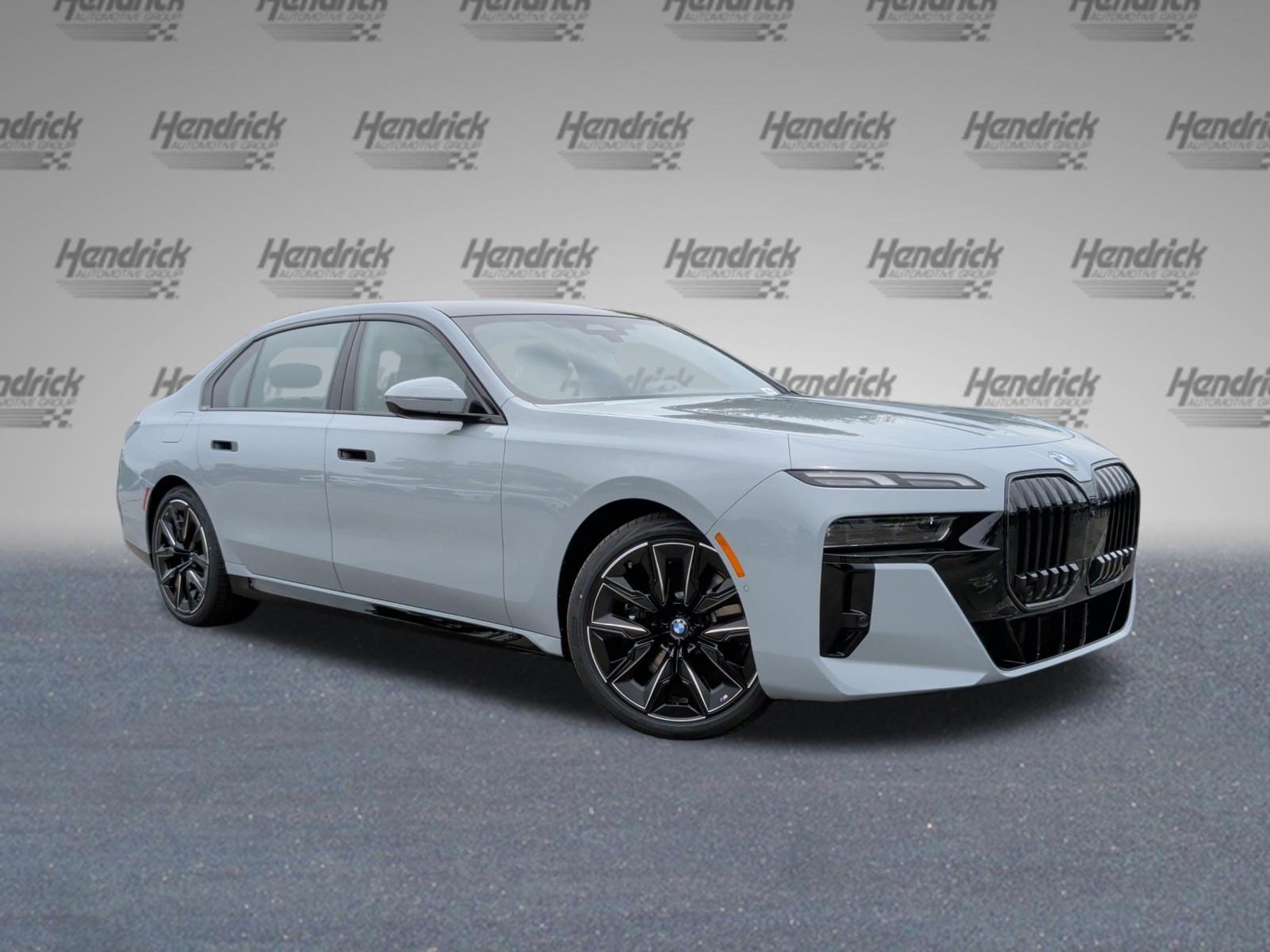 New 2026 BMW 740i RWD image 2