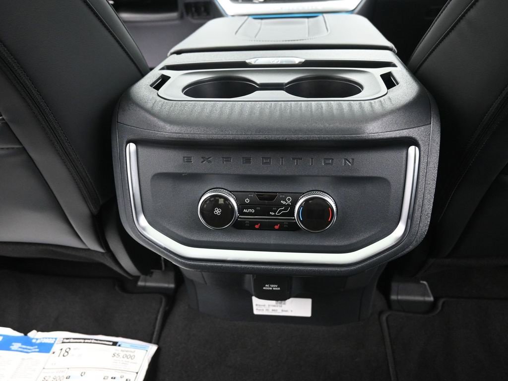 New 2025 Ford Expedition Platinum w/ Stealth Performance Package image 12