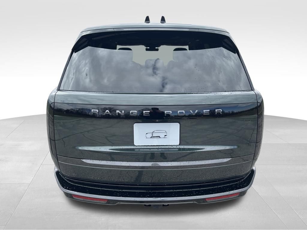 New 2026 Land Rover Range Rover SE image 4