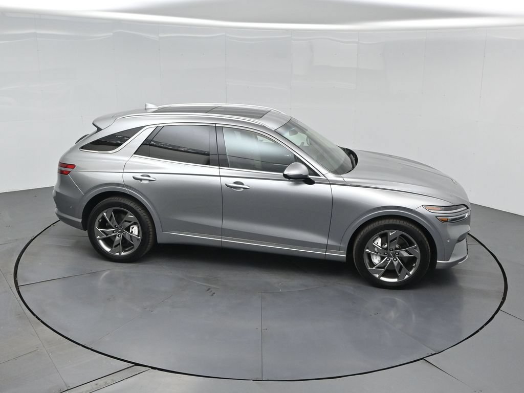 Used 2025 Genesis Electrified GV70 w/ Prestige Package AWD/4WD image 59