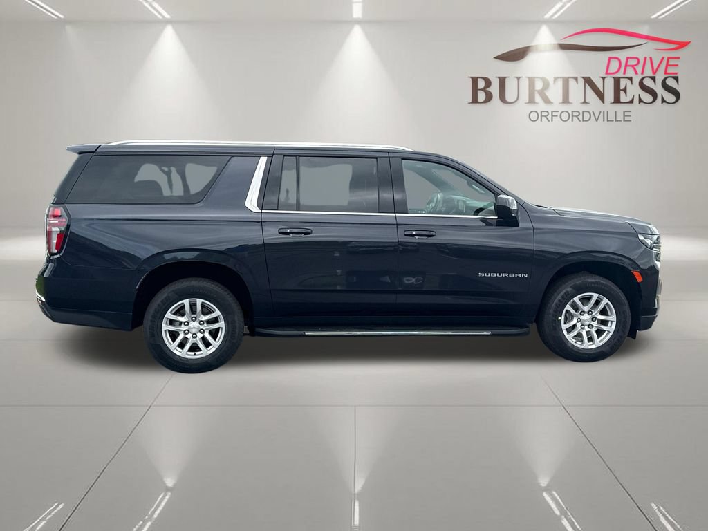 Certified 2022 Chevrolet Suburban LT AWD/4WD image 9