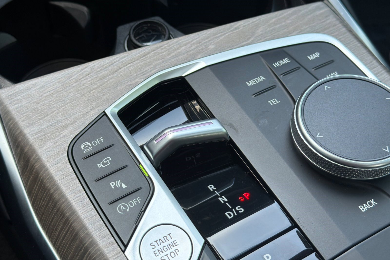 Certified 2025 BMW 330i Sedan image 27