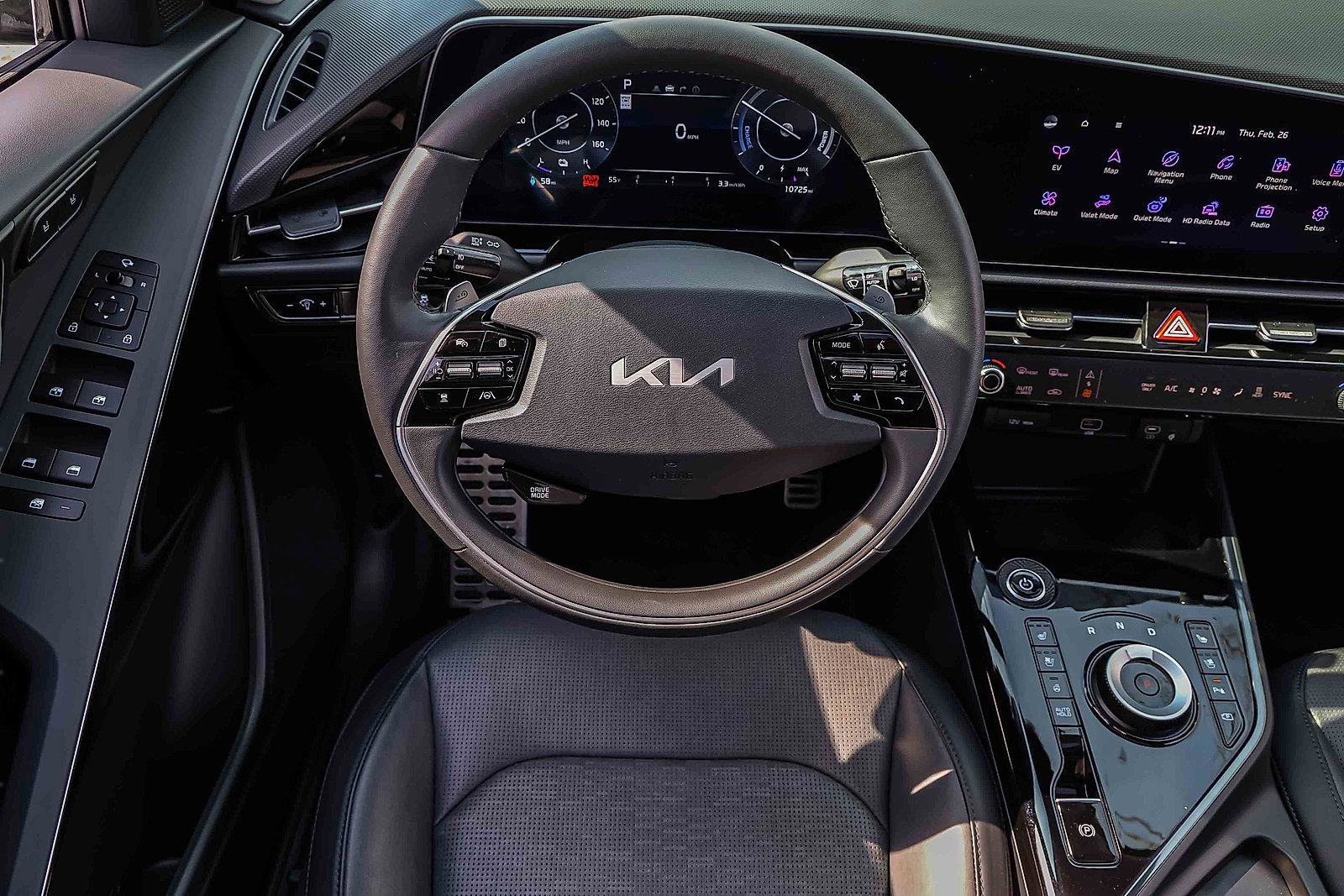 Certified 2024 Kia Niro Wave image 16