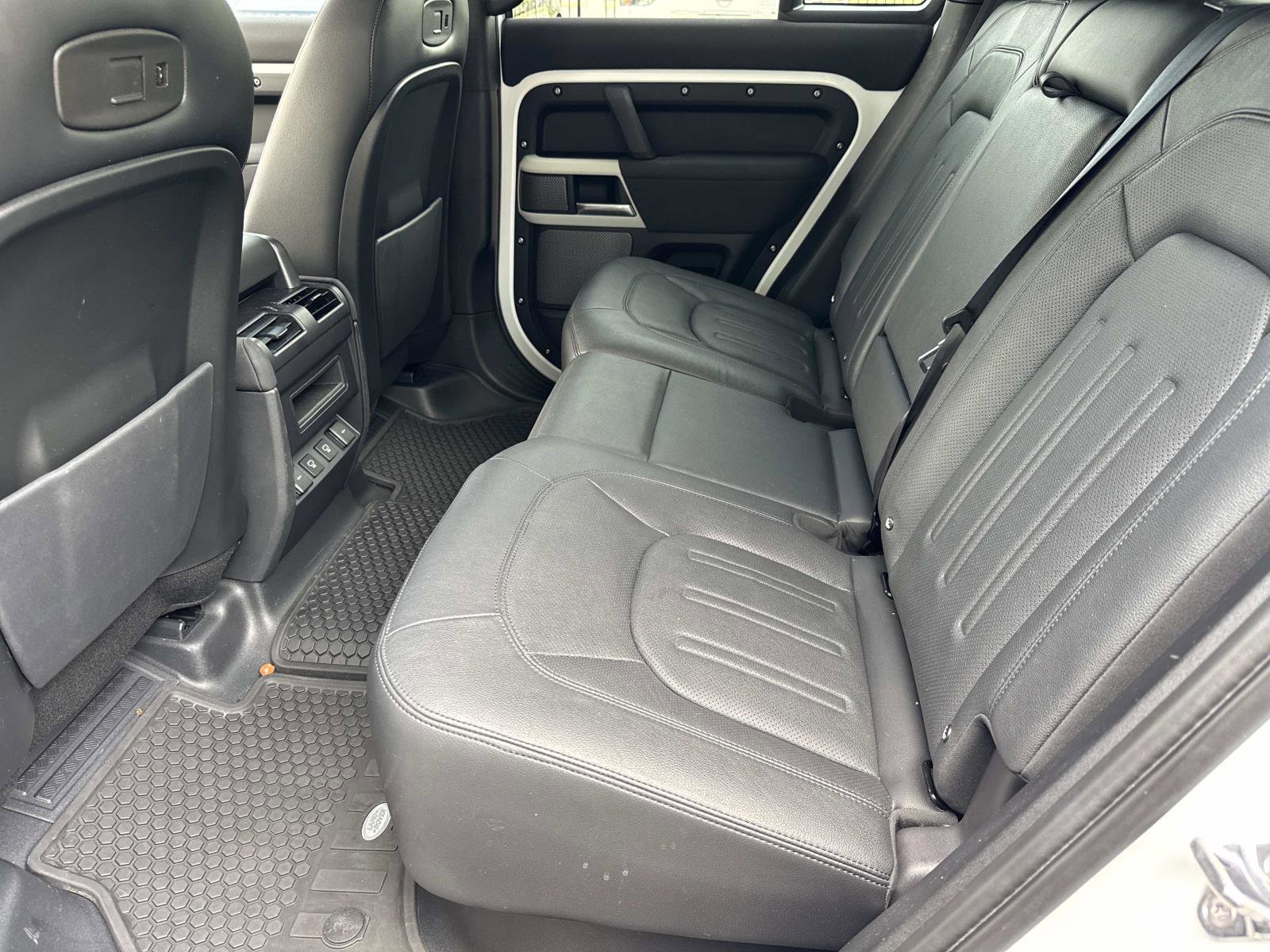 Used 2022 Land Rover Defender 110 S AWD/4WD image 14