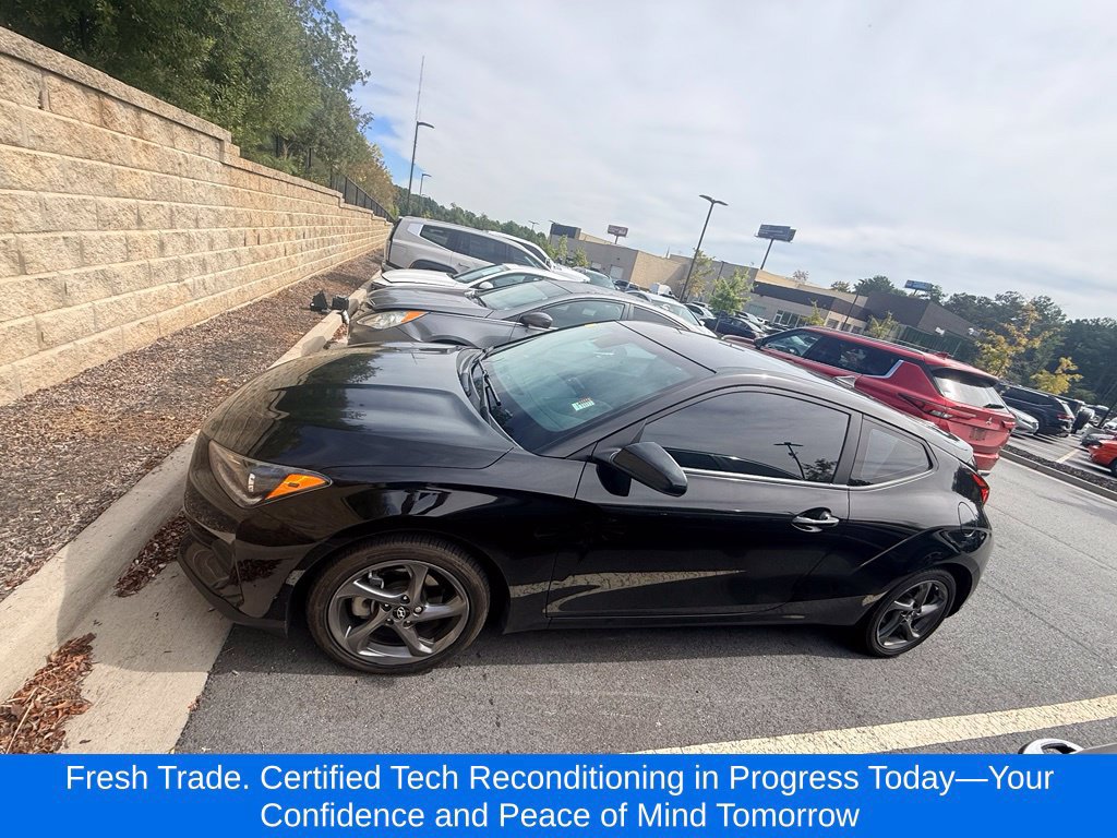 Used 2020 Hyundai Veloster 2.0 FWD image 2