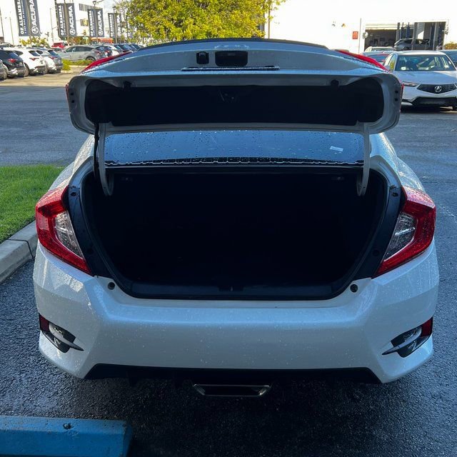 Used 2020 Honda Civic Sport image 6