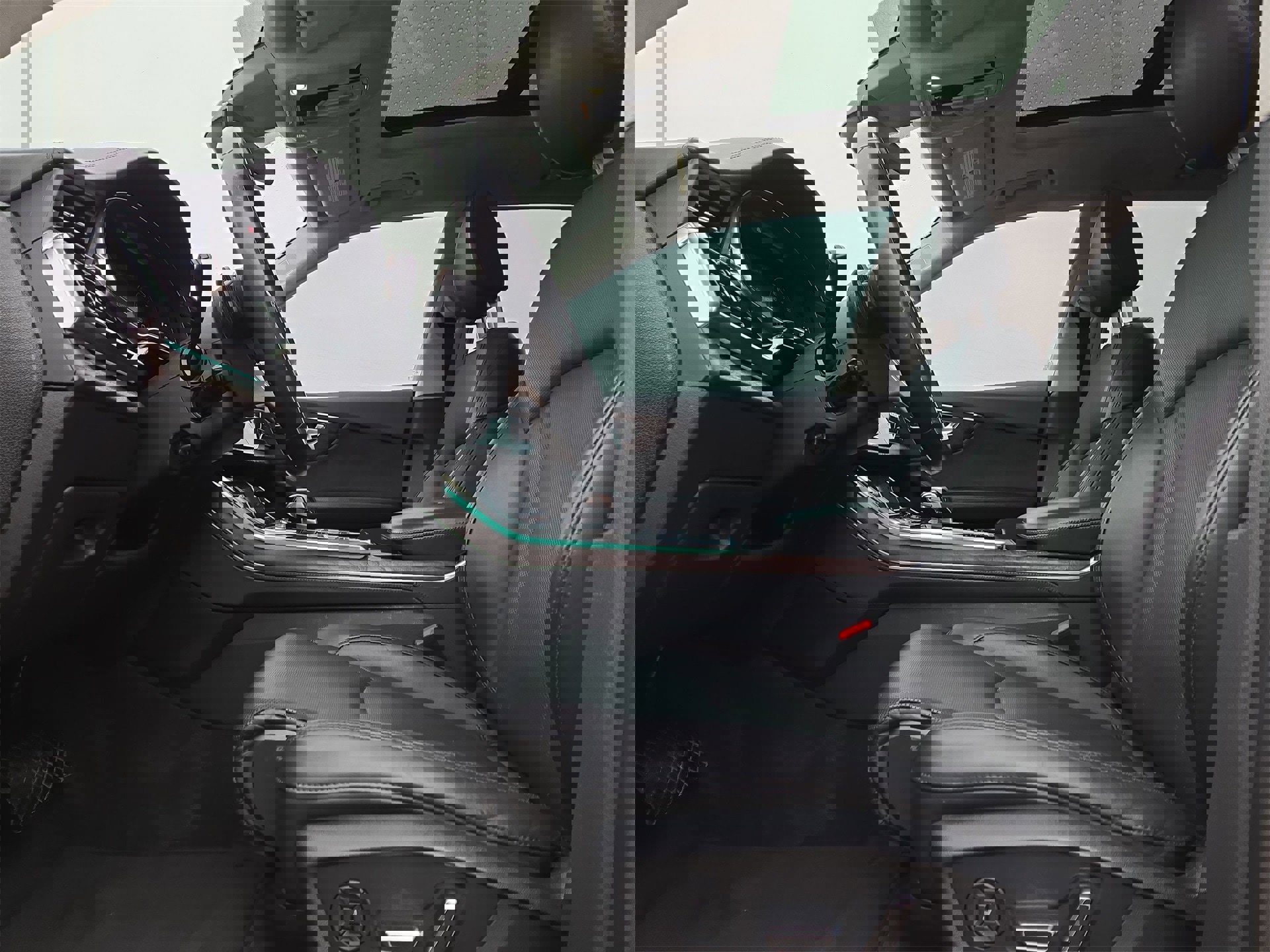 Used 2019 Audi Q8 Prestige w/ Luxury Package image 16