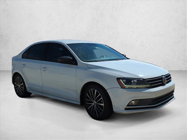 Used 2017 Volkswagen Jetta Sport FWD image 3