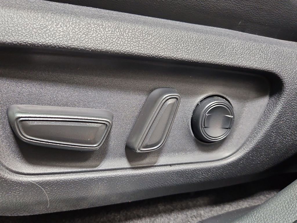 New 2026 Toyota RAV4 XSE image 28