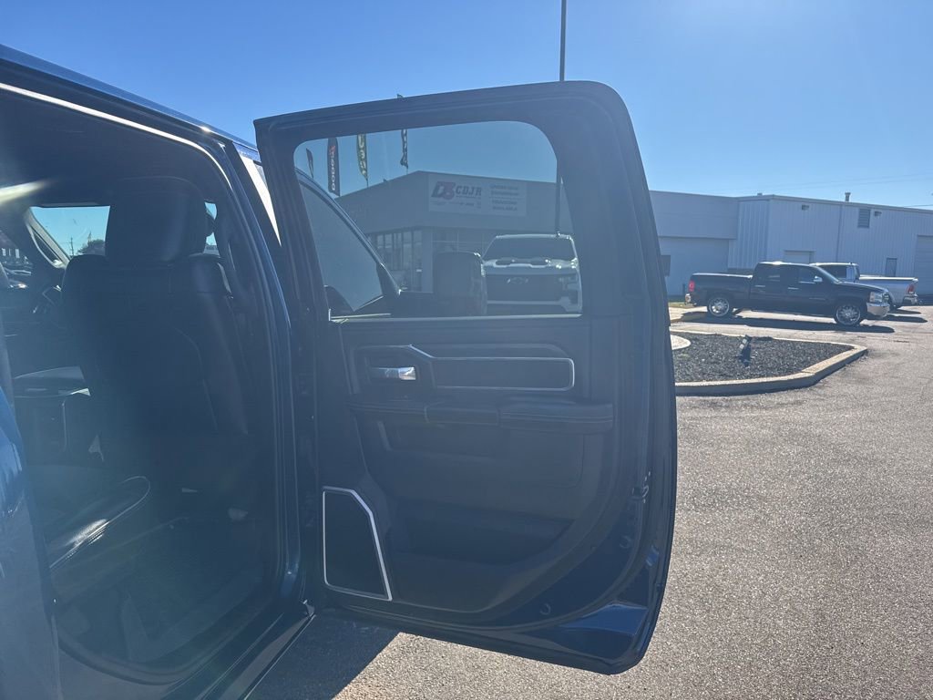 Used 2023 RAM 2500 Laramie w/ Night Edition image 41